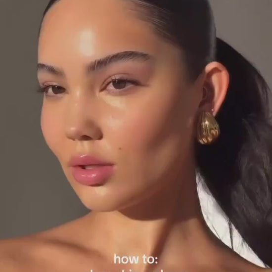 Model showing Before & After Effect of MEANT Lumi Glo Face Serum with makeup